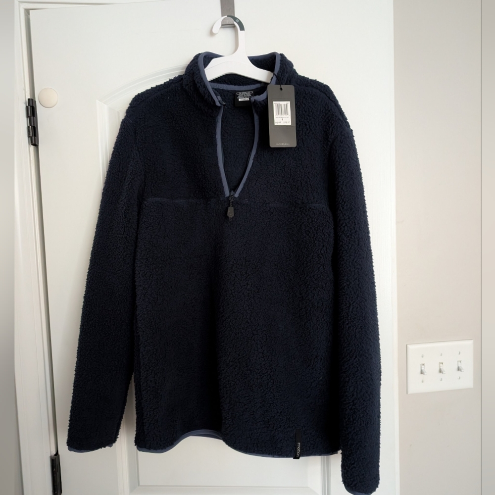 NWT Motion Brand Fleece